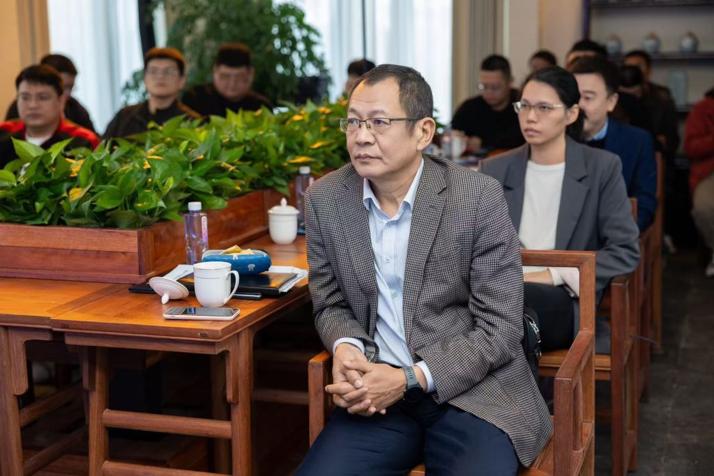 光环云携手亚马逊云科技、弘传科技共推浙江嘉兴数字经济发展