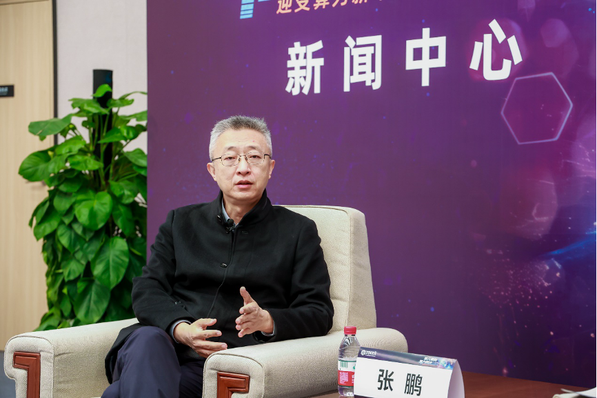 构建AGI-x时代智算新底座｜光环云在第十九届中国IDC产业年度大典现场接受采访